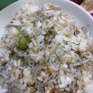 白だしで簡単しらすの炊き込みご飯